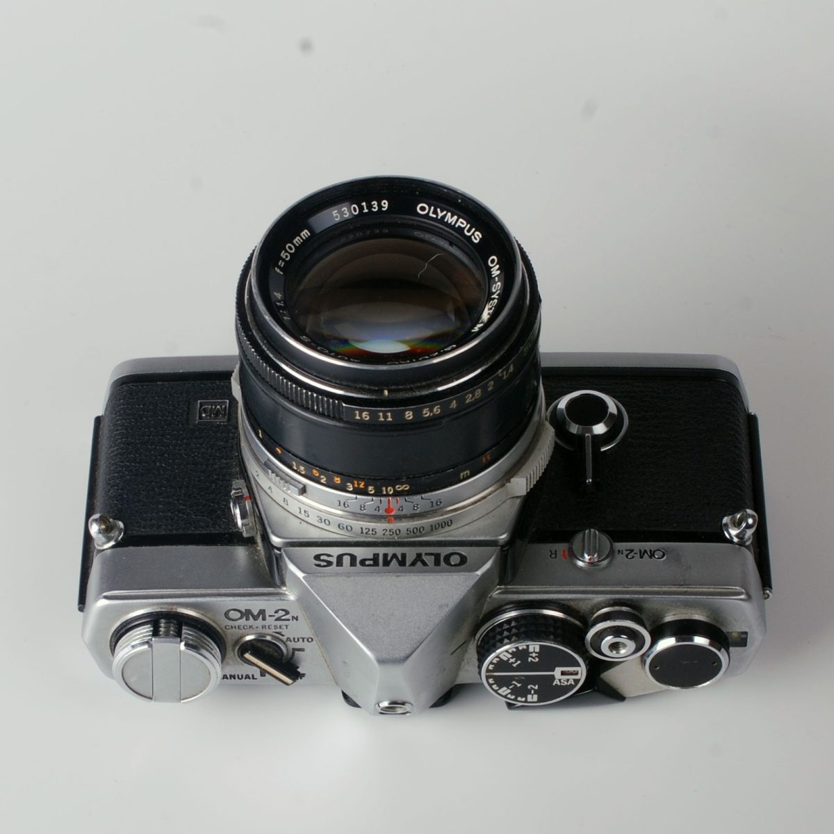 Olympus OM-2N MD + Olympus OM-System G.Zuiko Auto-S 1.4/50 — фото 1